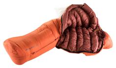 Rückansicht von Deuter Astro Pro 1000 SL Daunenschlafsack Damen paprika redwood