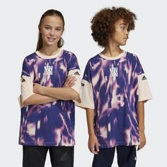 Rückansicht von adidas ARKD3 Allover Print T-Shirt T-Shirt Kinder Semi Lucid Fuchsia / Bliss Orange