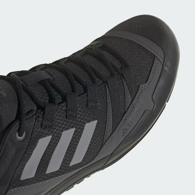 adidas adidas TERREX Swift Solo 2.0 Wanderschuh Wanderschuhe - Core Black / Grey Three / Grey Six - 9 | SportScheck