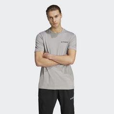 Rückansicht von adidas TERREX Graphic MTN 2.0 T-Shirt Funktionsshirt Herren Mgh Solid Grey