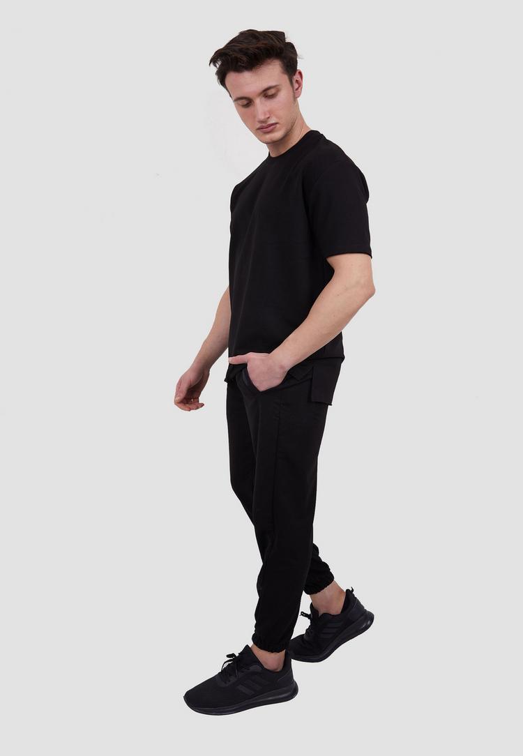 Tom Barron Tom Barron aus Oversize-Shirt und Jogginghose Trainingsanzug Herren - black - 8 | SportScheck