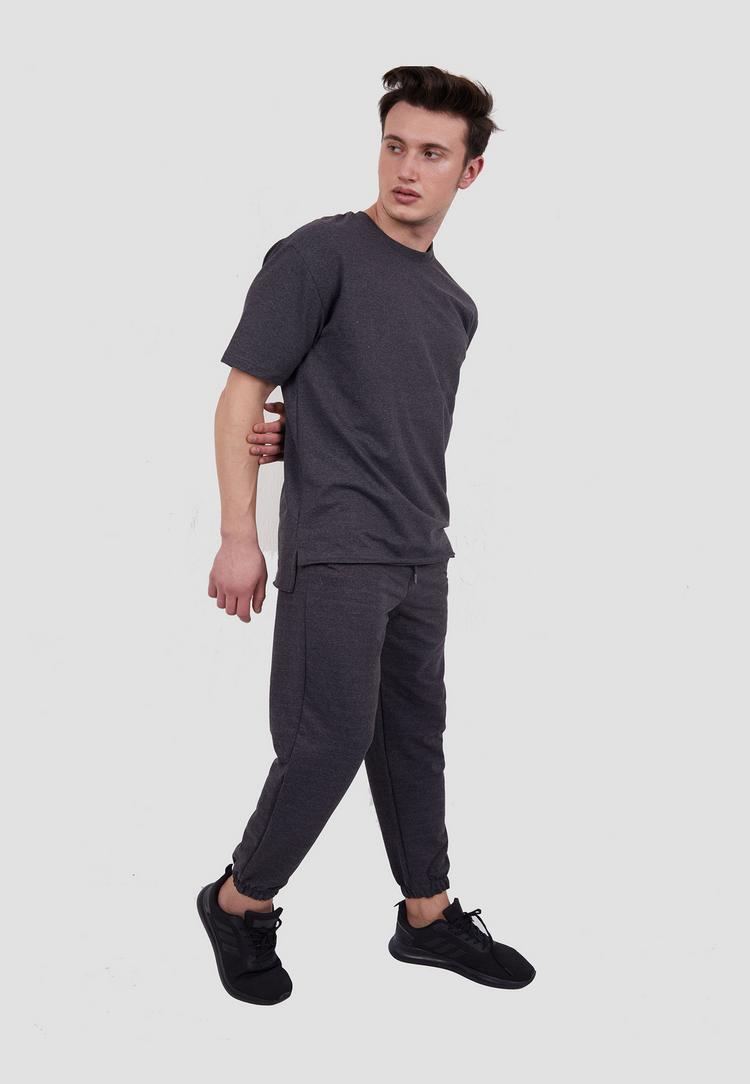 Tom Barron Tom Barron aus Oversize-Shirt und Jogginghose Trainingsanzug Herren - ANTRACID - 9 | SportScheck