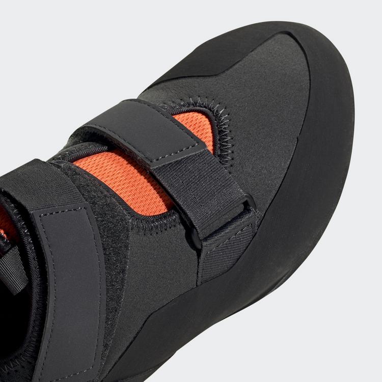 adidas adidas Five Ten Kirigami Rental Kletterschuh Kletterschuhe - Carbon / Core Black / Solar Red - 9 | SportScheck