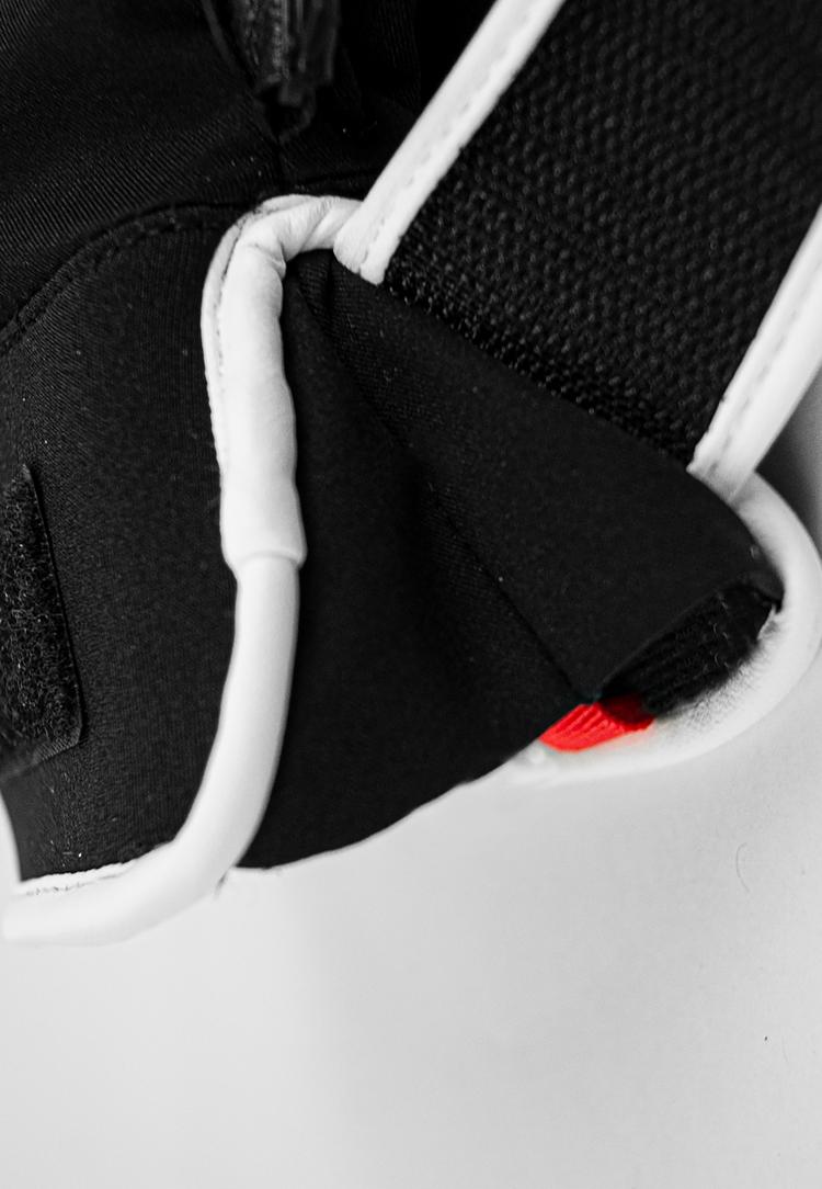 Reusch Reusch Pro RC Handschuh - 7745 black/white/fire red - 5 | SportScheck