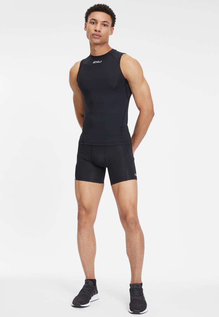 2XU 2XU Core Compression 1/2 Funktionsshorts Herren - black-silver - 0 | SportScheck