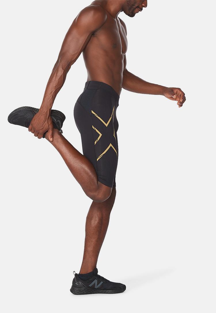 2XU 2XU Light Speed Compression Funktionsshorts Herren - black-gold reflective - 4 | SportScheck