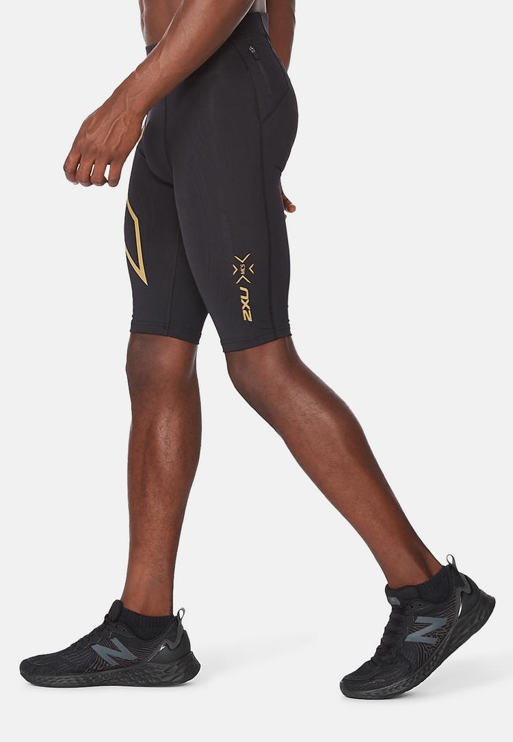2XU 2XU Light Speed Compression Funktionsshorts Herren - black-gold reflective - 5 | SportScheck