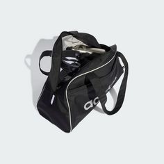 Rückansicht von adidas Linear Essentials Bowling Tasche Sporttasche Damen Black / White / Black