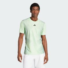 Rückansicht von adidas Tennis Airchill Pro FreeLift T-Shirt T-Shirt Herren Semi Green Spark