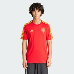 Rückansicht von adidas Spanien DNA 3-Streifen T-Shirt T-Shirt Herren Better Scarlet