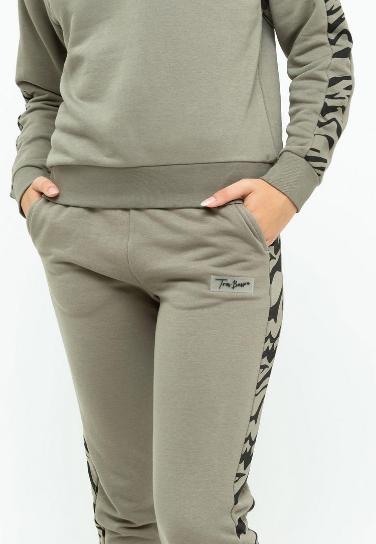 Tom Barron Tom Barron Trainingsanzug Damen - khaki - 0 | SportScheck