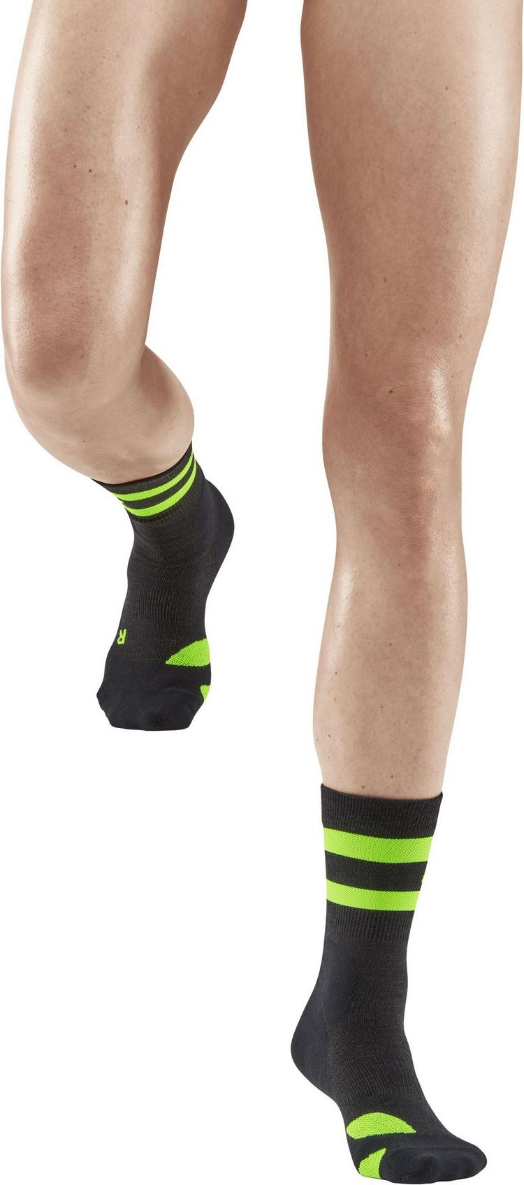 CEP CEP HIKING 80's COMPRESSION SOCKS MID CUT Socken Damen - stonegrey/green - 0 | SportScheck