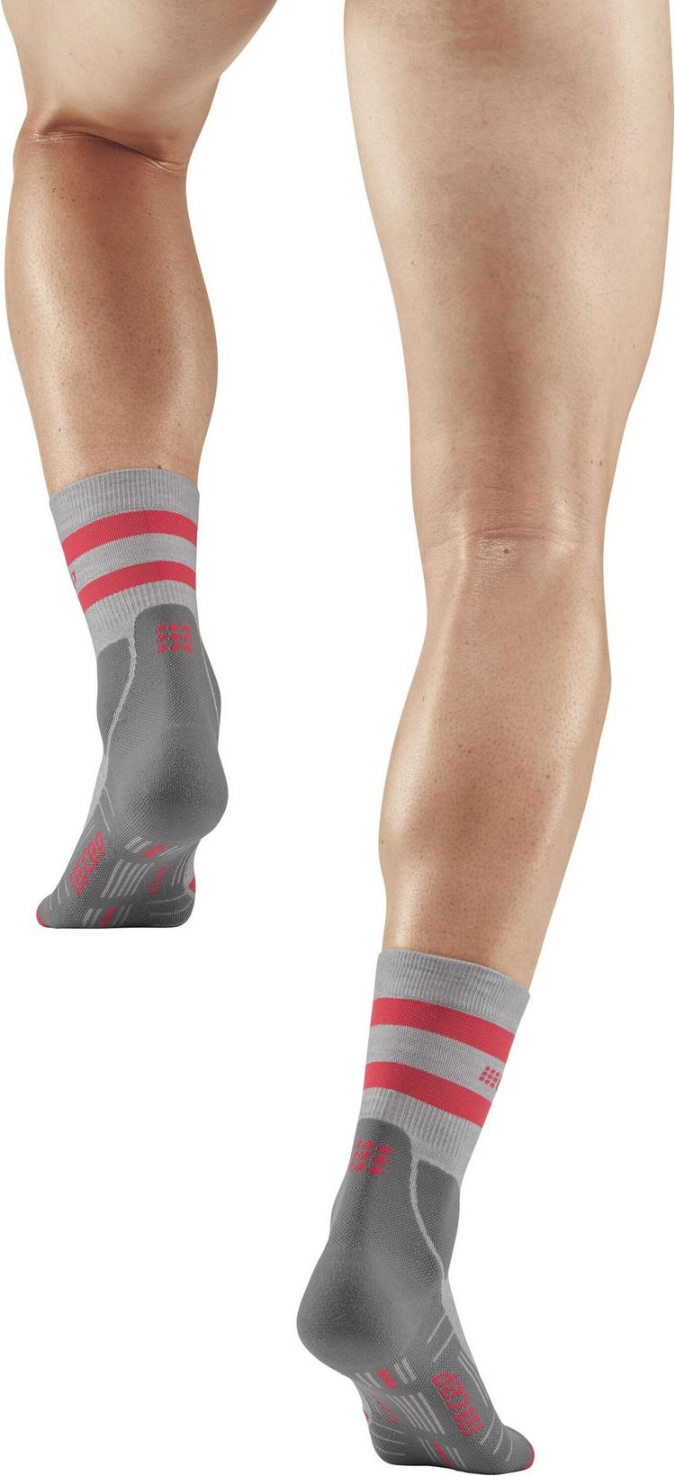 CEP CEP HIKING 80's COMPRESSION SOCKS MID CUT Socken Herren - light grey/red - 1 | SportScheck
