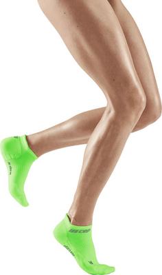 Rückansicht von CEP THE RUN COMPRESSION SOCKS NO SHOW Laufsocken Damen green