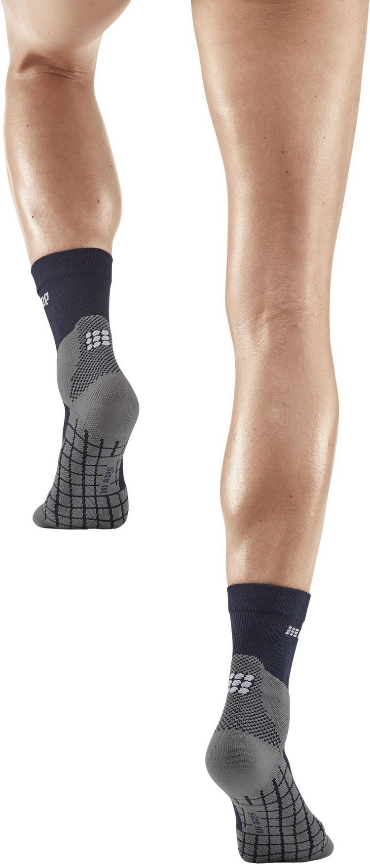 CEP CEP LIGHT MERINO HIKING COMPRESSION SOCKS Socken Damen - blue - 2 | SportScheck