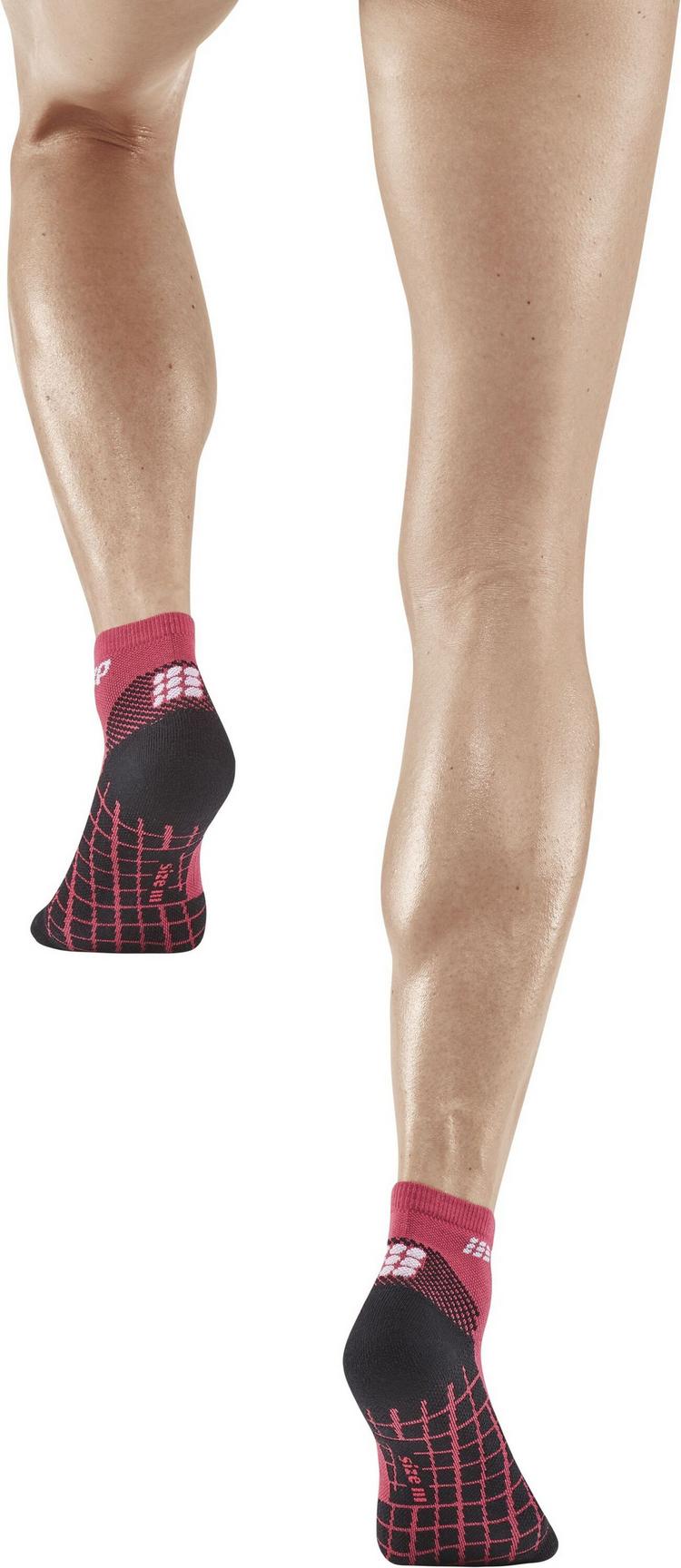 CEP CEP LIGHT MERINO HIKING COMPRESSION SOCKS Socken Damen - berry - 2 | SportScheck