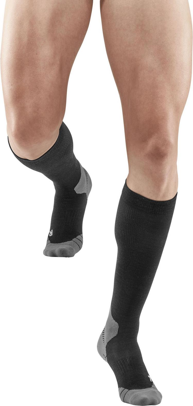 CEP CEP LIGHT MERINO HIKING COMPRESSION SOCKS Socken Herren - black - 0 | SportScheck