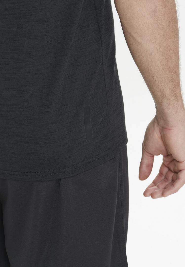 Endurance Endurance Peako Laufshirt Herren - 1001 Black - 2 | SportScheck