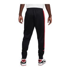 Rückansicht von Nike Air Jogginghose Shorts Herren schwarzrot