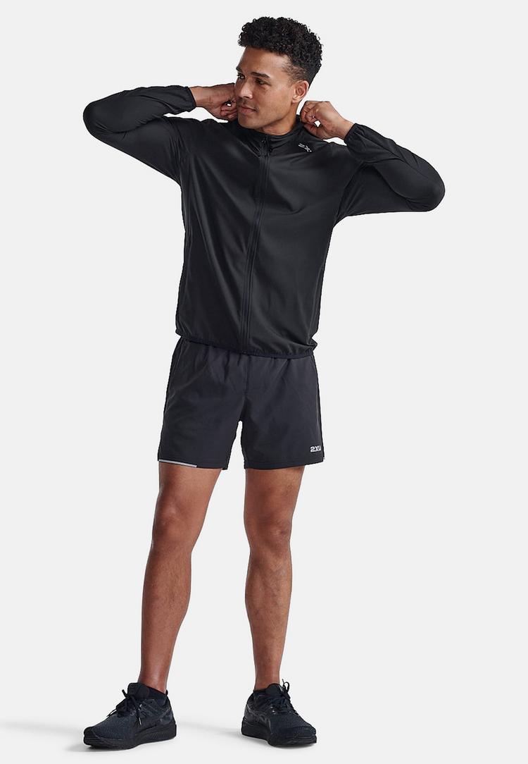 2XU 2XU Aero Jacket Laufjacke Herren - black-silver reflective - 2 | SportScheck