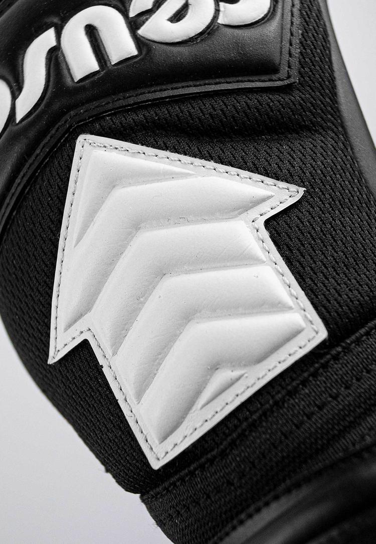 Reusch Reusch Legacy Arrow Silver Torwarthandschuhe - 7700 black - 1 | SportScheck