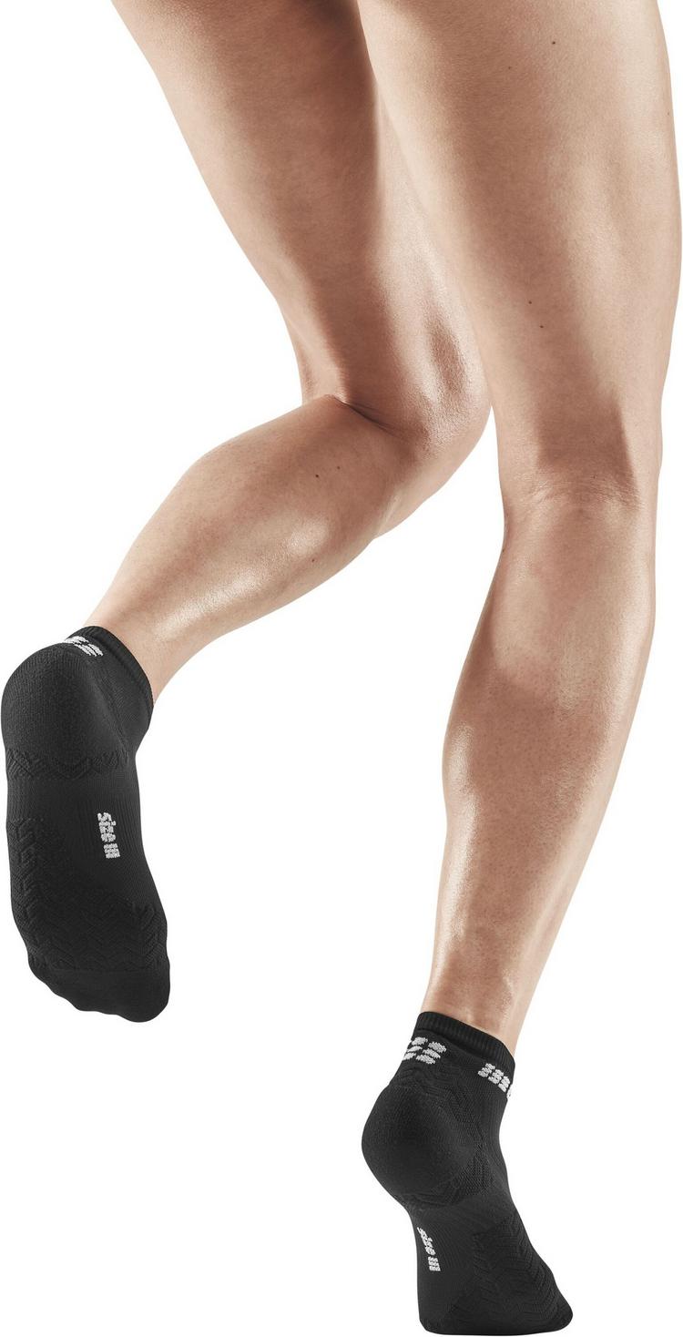 CEP CEP ULTRALIGHT COMPRESSION SOCKS LOW CUT Socken Damen - black - 1 | SportScheck
