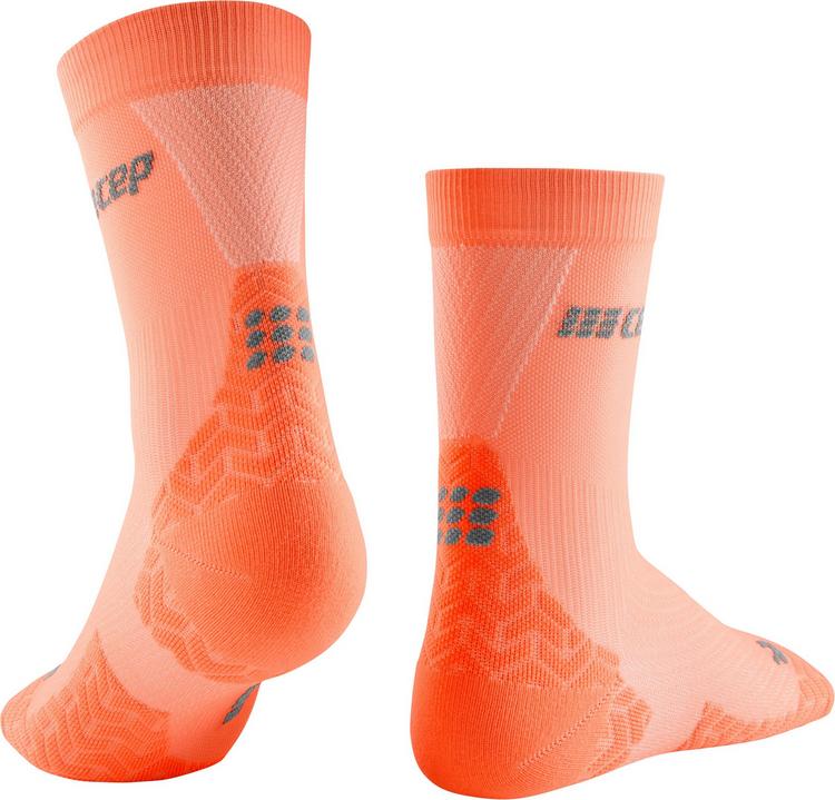 CEP CEP ULTRALIGHT COMPRESSION SOCKS MID CUT Socken Damen - coral/cream - 0 | SportScheck