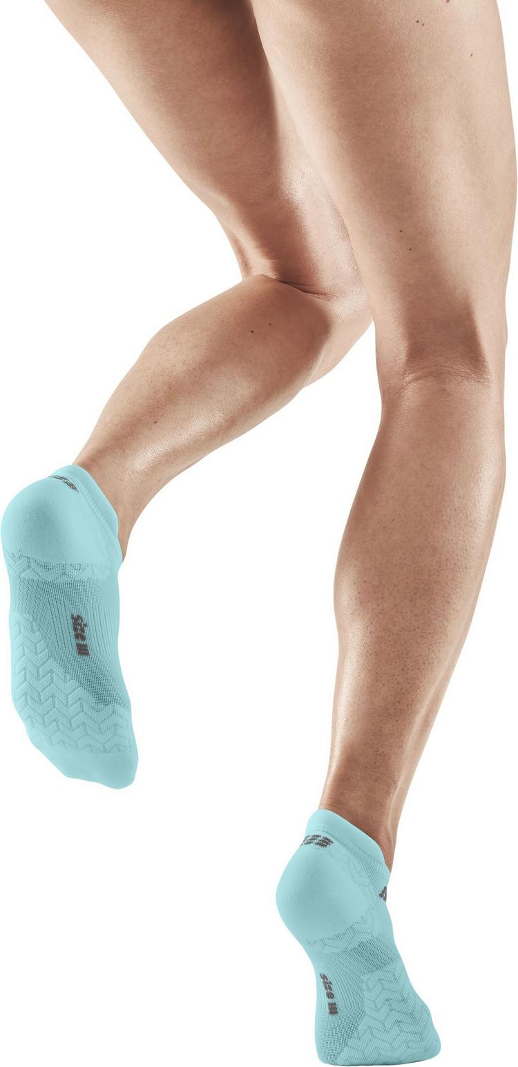 CEP CEP ULTRALIGHT COMPRESSION SOCKS NO SHOW Socken Damen - light blue - 1 | SportScheck
