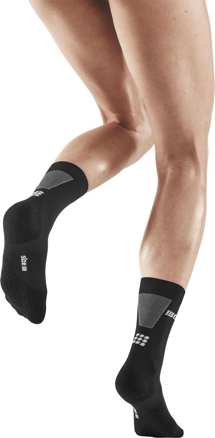 CEP CEP ULTRALIGHT COMPRESSION SOCKS MID CUT Socken Damen - black/grey - 1 | SportScheck