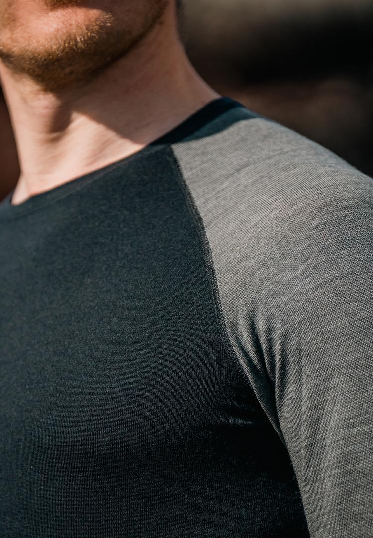 DANISH ENDURANCE DANISH ENDURANCE Merino Funktionsshirt Herren - black/dark grey - 0 | SportScheck