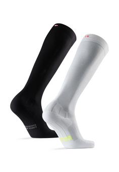Rückansicht von DANISH ENDURANCE Compression Laufsocken Black/White