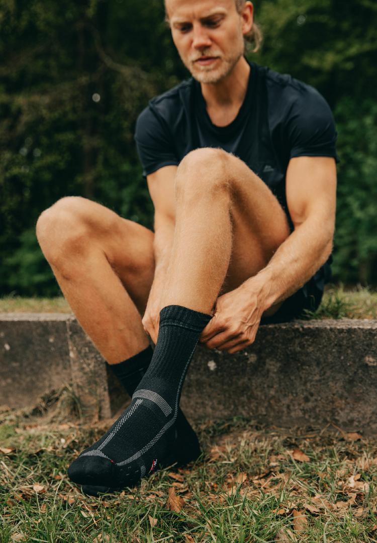 DANISH ENDURANCE DANISH ENDURANCE Long Distance Crew Socken - Black/Grey - 0 | SportScheck