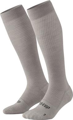 CEP KNEE HIGH FLIGHT KOMPRESSION Laufsocken Herren light grey