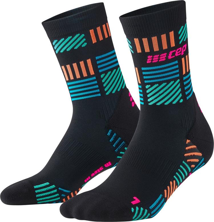 CEP CEP MID CUT THE RUN LIMITED KOMPRESSION Socken Damen - black/neon pink - 0 | SportScheck