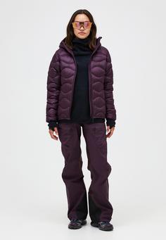 Rückansicht von Peak Performance Steppjacke Damen DUNKELLILA