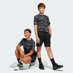 Rückansicht von adidas Seasonal Essentials Camo Kids Shorts Funktionsshorts Kinder Black / Multicolor