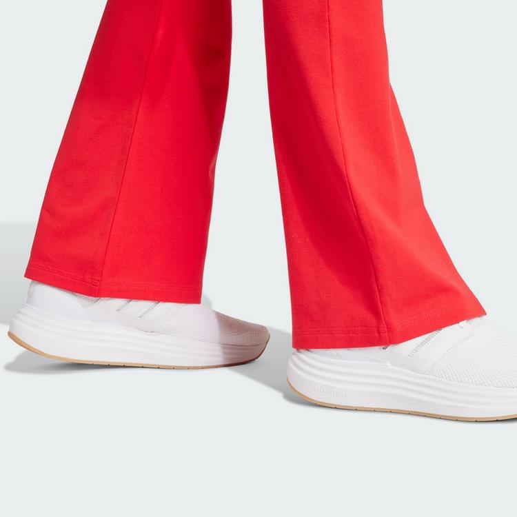 adidas adidas Essentials Small Logo Flared Leggings Leggings Damen - Pure Ruby / Black - 0 | SportScheck