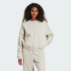 Rückansicht von adidas Essentials Contemporary Logo Bomberjacke Trainingsanzug Damen Beige