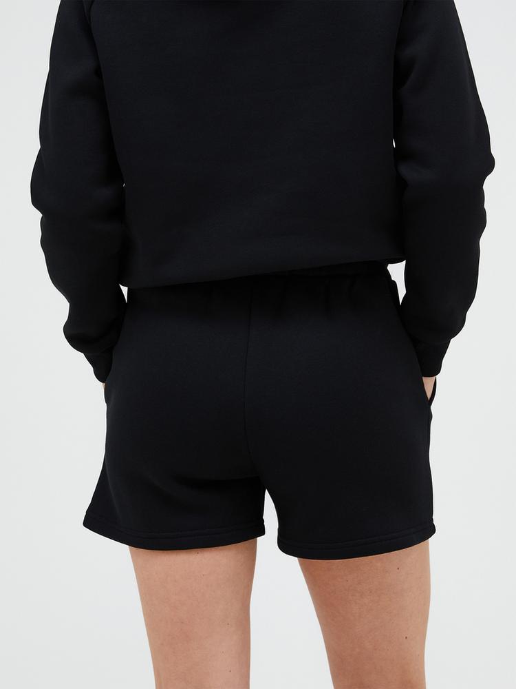 Peak Performance Peak Performance W Original Small Logo  Shorts Sweatshorts Damen - schwarz - 1 | SportScheck