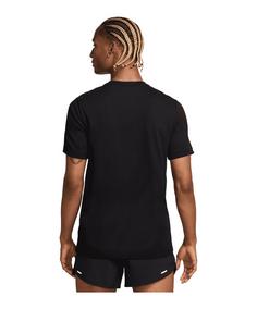 Rückansicht von Nike DNA T-Shirt Laufshirt Herren schwarz