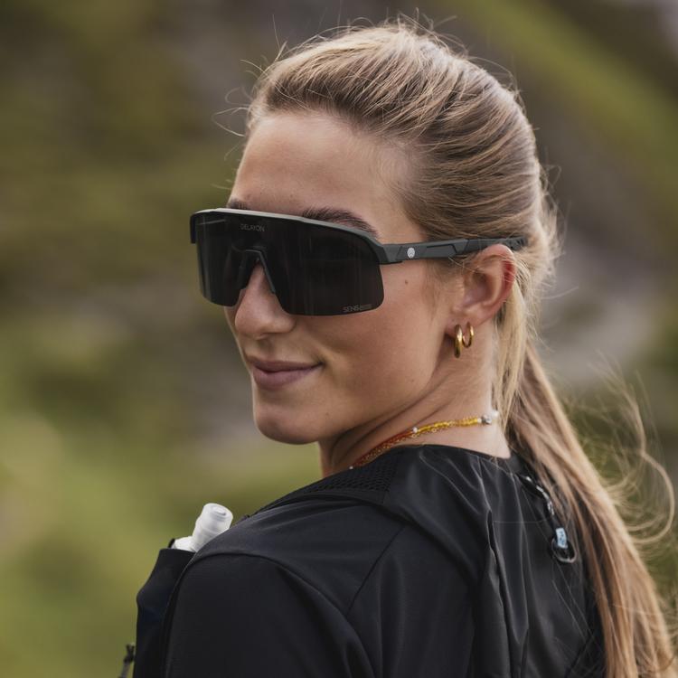 DELAYON DELAYON Pulse Brille - Matte Black-Black VLT 15 - 1 | SportScheck