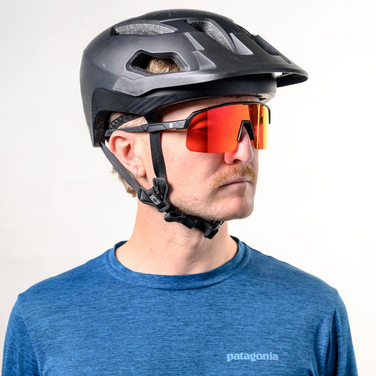 DELAYON DELAYON Pulse Brille - Matte Black-Red VLT 18 - 0 | SportScheck