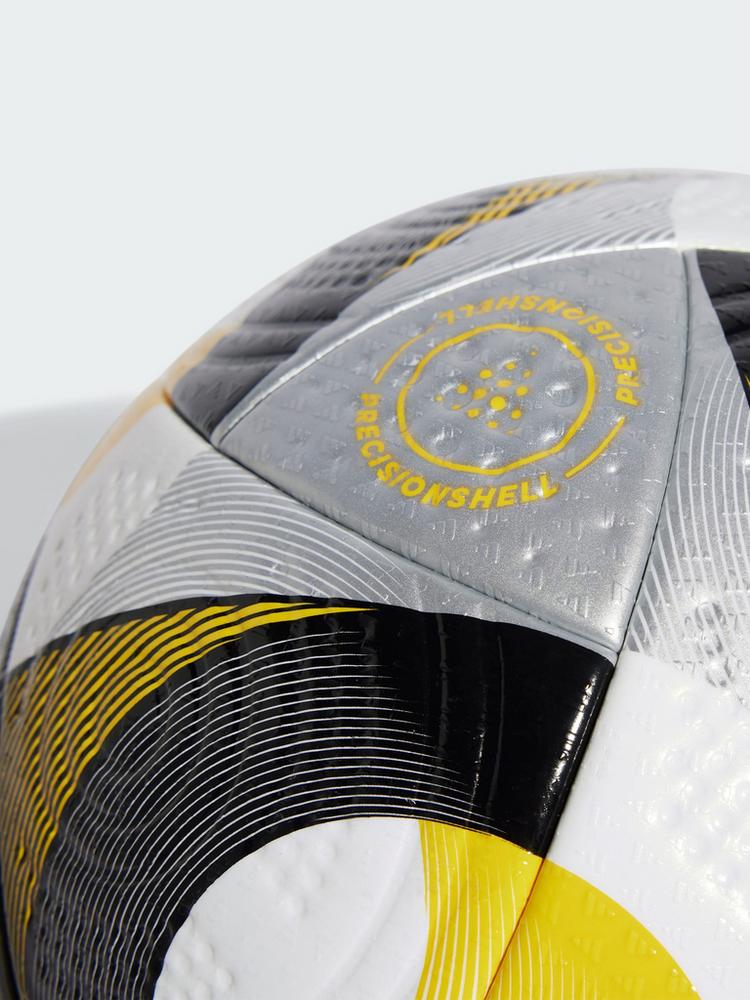 adidas adidas Kings League La Caprichosa Pro Ball Fu&szlig;ball - White / Black / Silver Metallic - 1 | SportScheck