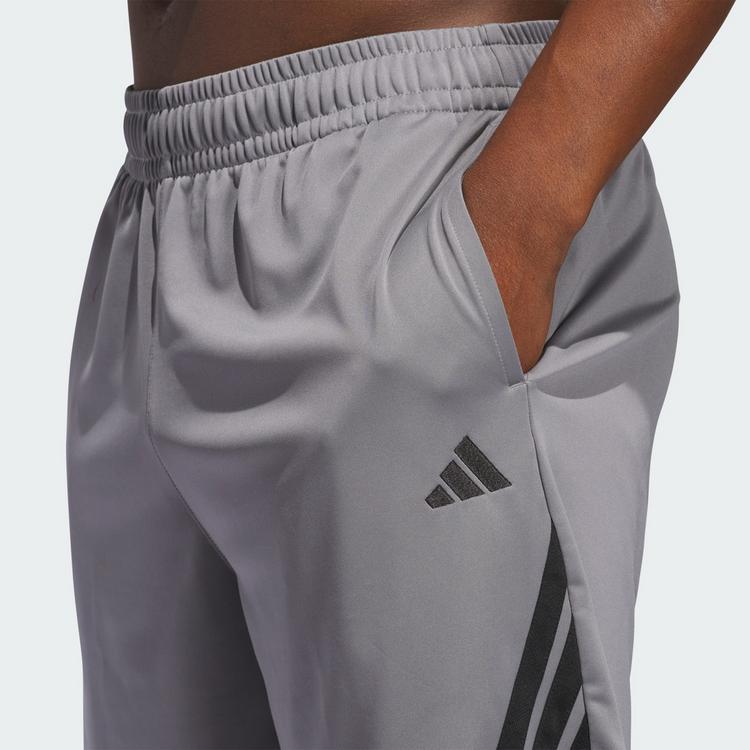 adidas adidas Legends 3-Streifen Basketball Shorts Basketball-Shorts Herren - Grey Three / Black - 0 | SportScheck