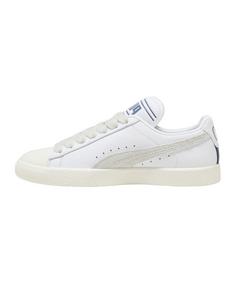 Rückansicht von PUMA Clyde Q3 Rhuigi Sneaker Weiß Sneaker Herren weissgrau
