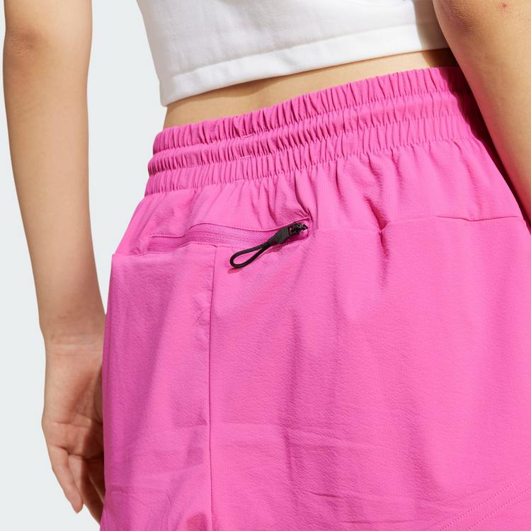 adidas adidas adidas Z.N.E. Woven Shorts Funktionsshorts Damen - Semi Lucid Fuchsia - 1 | SportScheck