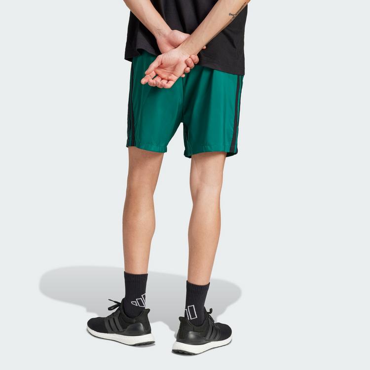 adidas adidas Essentials 3-Streifen Chelsea Shorts Funktionsshorts Herren - Collegiate Green / Black - 1 | SportScheck