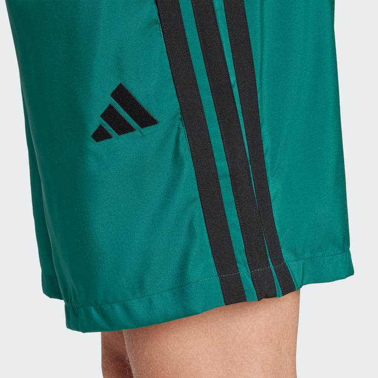 adidas adidas Essentials 3-Streifen Chelsea Shorts Funktionsshorts Herren - Collegiate Green / Black - 0 | SportScheck