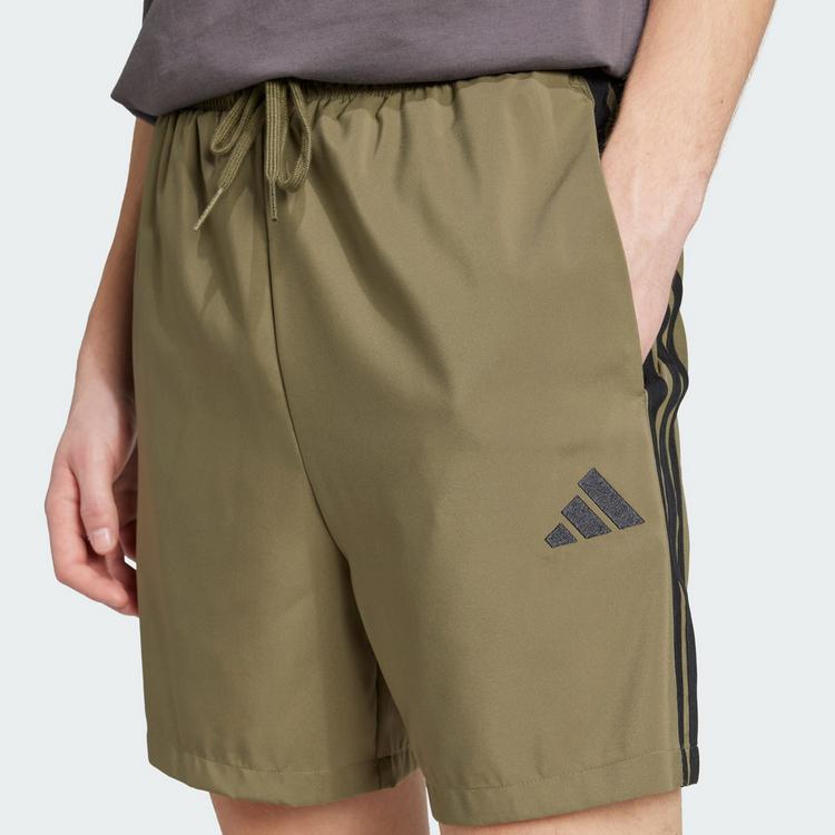 adidas adidas Essentials 3-Streifen Chelsea Shorts Funktionsshorts Herren - Olive Strata / Black - 0 | SportScheck