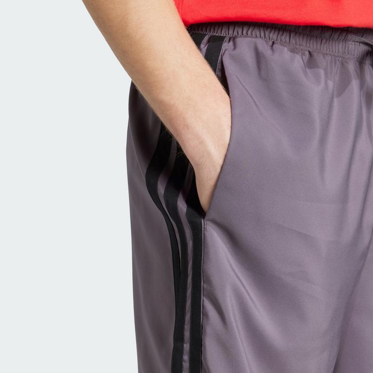 adidas adidas Essentials 3-Streifen Chelsea Shorts Funktionsshorts Herren - Grey Strata / Black - 1 | SportScheck